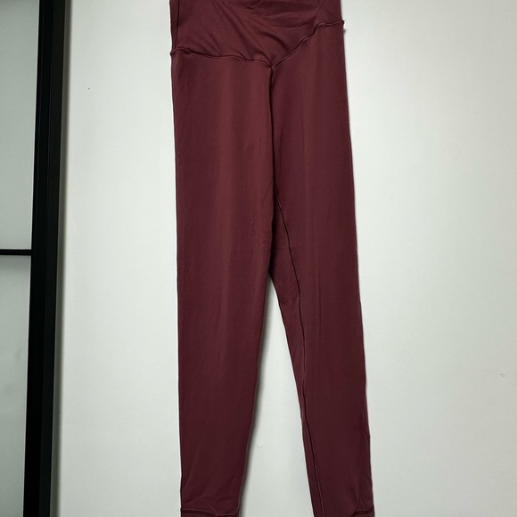 AERIE real me 7/8 leggings hi-rise medium - Picture 3 of 7